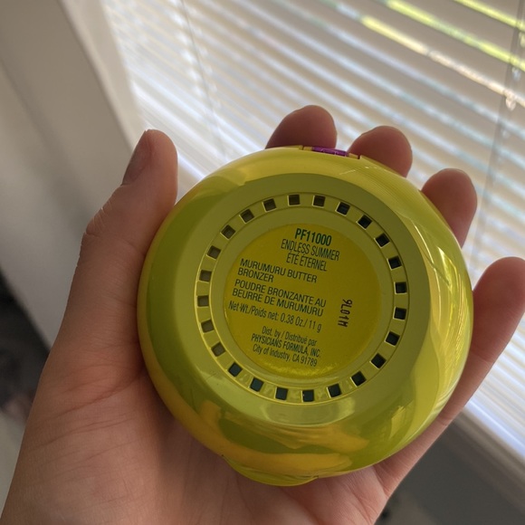 Butter bronzer - Picture 3 of 3